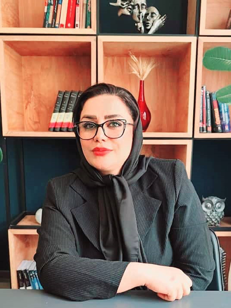 پریسا زلفی